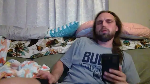 Snapshot of VitaminDrewFl chatting on April 2026 02:42:02 AM VitaminDrewFl online show from April 2026 02:42:02 AM
