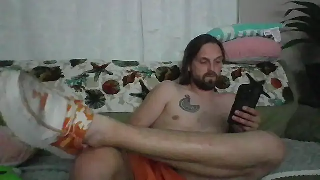 Snapshot of VitaminDrewFl chatting on May 2026 01:55:01 AM VitaminDrewFl online show from May 2026 01:55:01 AM