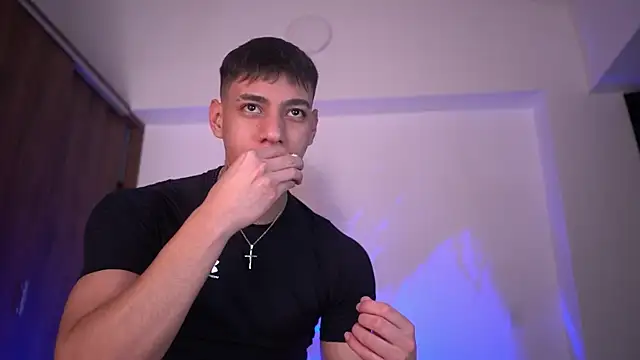 Josep Davies online show from December 2025 10:51:01 PM