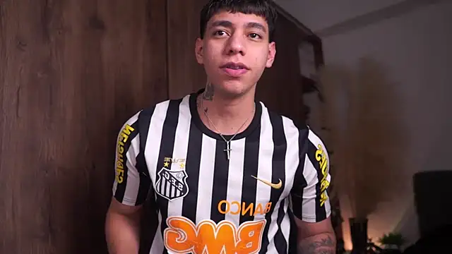 Josep Davies online show from April 2026 11:02:01 PM