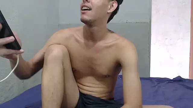 MicaelRian69 online show from April 2026 01:49:01 PM