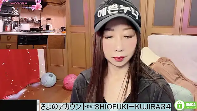 Snapshot of ERIKA-JP-168130 chatting on June 2026 04:16:02 AM ERIKA-JP-168130 online show from June 2026 04:16:02 AM
