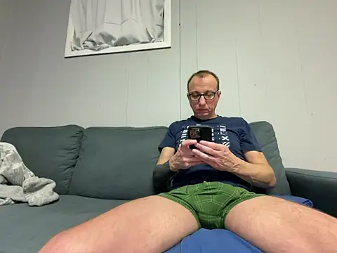 mouser21212 online show from January 2025 12:55:02 AM