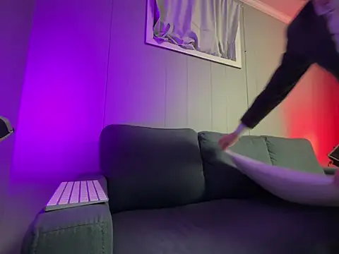 mouser21212 online show from January 2025 07:19:02 AM