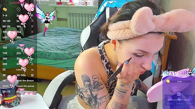 folinskayyya online show from April 2026 03:49:02 AM