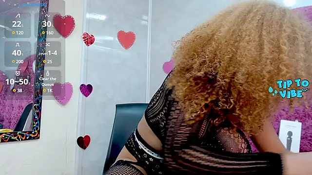 Litzy Curly online show from March 2025 03:02:01 PM