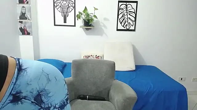 renata salinas 1 online show from March 2025 03:41:02 AM