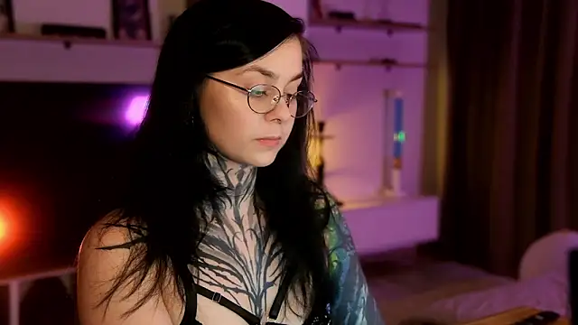Snapshot of AcidPie chatting on May 2026 07:41:02 PM AcidPie online show from May 2026 07:41:02 PM