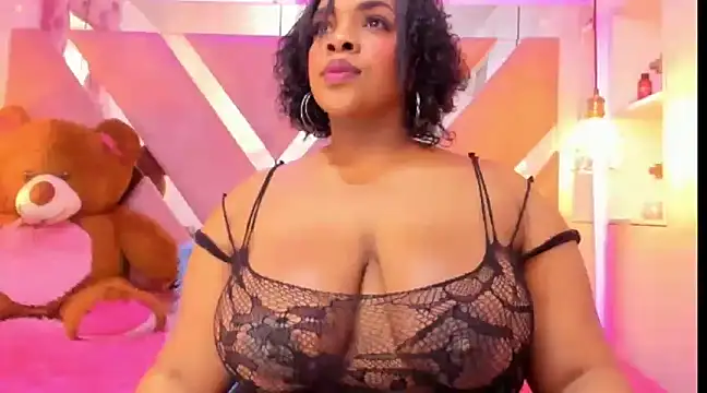 Snapshot of Scarlett-Bonnet chatting on February 2025 03:56:02 AM Scarlett-Bonnet online show from February 2025 03:56:02 AM