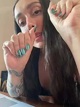 emiliasommer online show from July 2026 01:26:01 PM