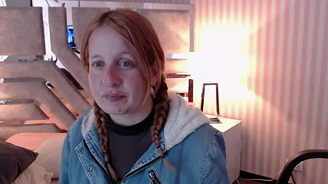 Snapshot of ViioletaMora chatting on January 2025 01:39:02 AM ViioletaMora online show from January 2025 01:39:02 AM