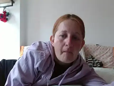 Snapshot of ViioletaMora chatting on February 2025 03:49:01 PM ViioletaMora online show from February 2025 03:49:01 PM