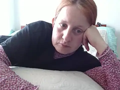Snapshot of ViioletaMora chatting on February 2025 04:58:02 PM ViioletaMora online show from February 2025 04:58:02 PM