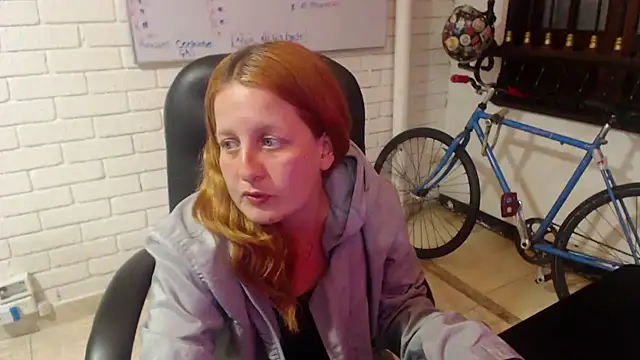 Snapshot of ViioletaMora chatting on February 2025 09:35:02 PM ViioletaMora online show from February 2025 09:35:02 PM