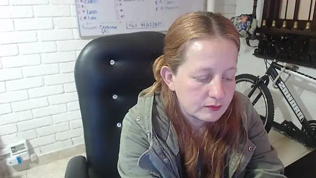 Snapshot of ViioletaMora chatting on February 2025 09:53:02 PM ViioletaMora online show from February 2025 09:53:02 PM