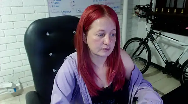 Snapshot of ViioletaMora chatting on March 2025 02:04:02 AM ViioletaMora online show from March 2025 02:04:02 AM