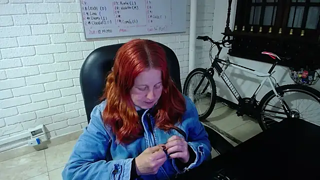 Snapshot of ViioletaMora chatting on March 2025 05:02:01 AM ViioletaMora online show from March 2025 05:02:01 AM