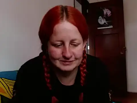 Snapshot of ViioletaMora chatting on September 2025 04:34:02 PM ViioletaMora online show from September 2025 04:34:02 PM