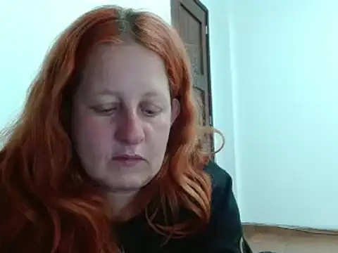 Snapshot of ViioletaMora chatting on October 2025 05:48:02 AM ViioletaMora online show from October 2025 05:48:02 AM