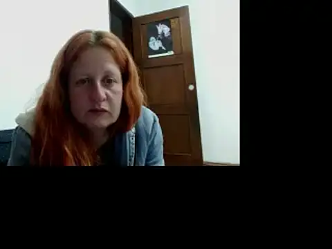 Snapshot of ViioletaMora chatting on October 2025 04:54:01 AM ViioletaMora online show from October 2025 04:54:01 AM