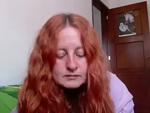 Snapshot of ViioletaMora chatting on October 2025 07:25:02 PM ViioletaMora online show from October 2025 07:25:02 PM
