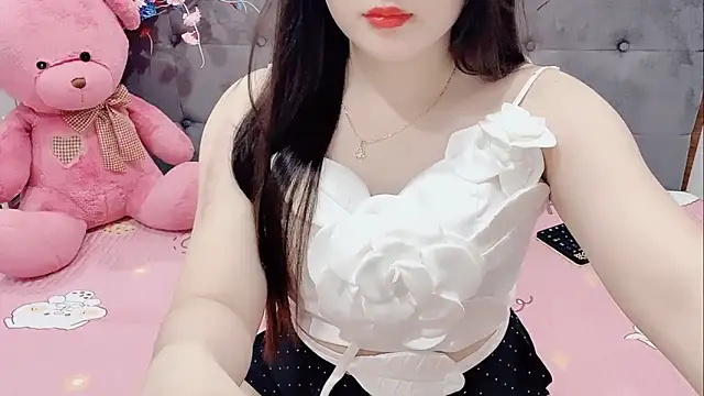 Funikio online show from October 2025 01:19:02 AM