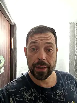 zefside42 online show from January 2026 05:27:02 PM