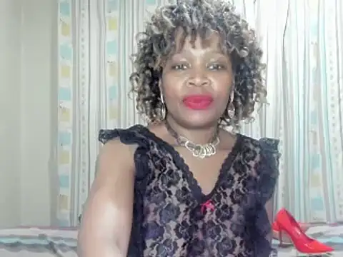 Snapshot of AfricanSquirtingQueen chatting on November 2025 04:07:02 PM AfricanSquirtingQueen online show from November 2025 04:07:02 PM