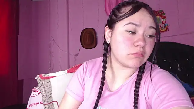 NikkiRous  online show from March 2025 03:47:02 PM