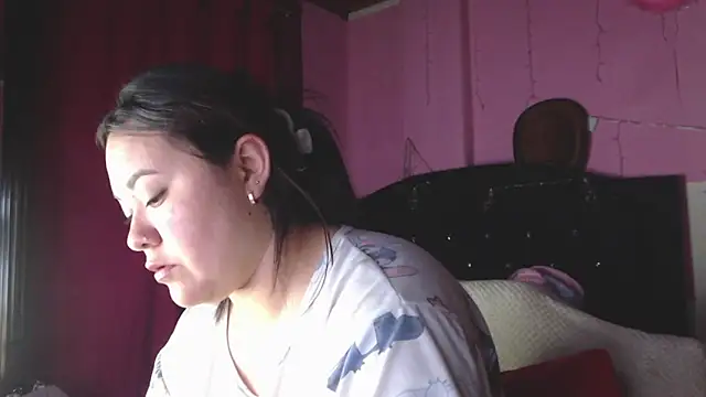 NikkiRous  online show from April 2026 03:43:01 AM