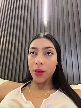 Ema azel online show from December 2025 01:28:02 PM