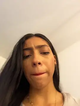 Ema azel online show from March 2026 01:49:02 PM