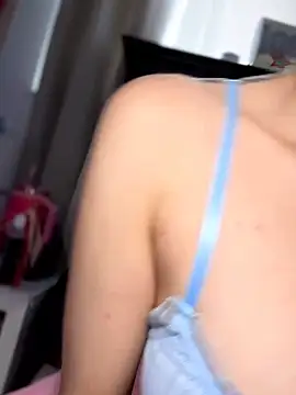 BrattyBae xo online show from June 2026 05:41:01 PM