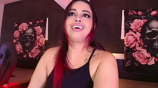 EvaaFoxxy1 online show from April 2026 12:15:02 PM