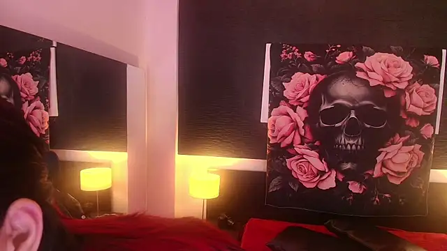 EvaaFoxxy1 online show from April 2026 12:08:02 PM