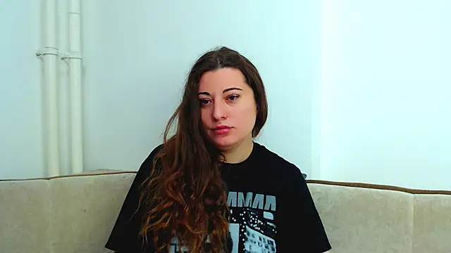 Helen Adams  online show from December 2024 05:04:01 AM