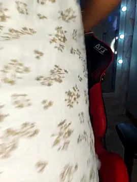 moreninhasilva online show from March 2026 12:49:02 AM