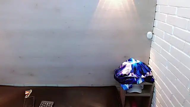 Daniela Pink  online show from October 2025 07:44:02 PM