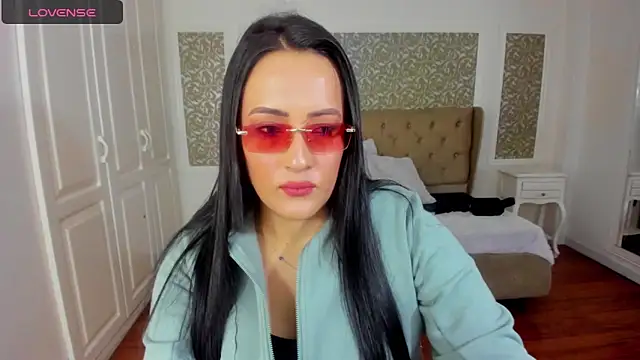 KimWessel  online show from April 2026 08:42:02 PM