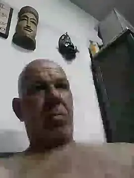 FabiQuilmes online show from January 2025 12:11:01 AM