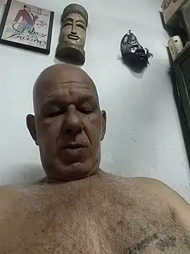 FabiQuilmes online show from March 2025 10:13:02 AM