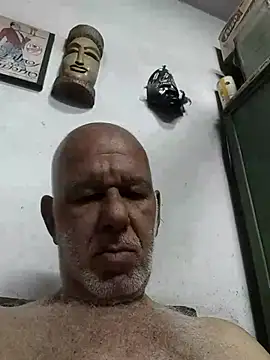 FabiQuilmes online show from March 2025 01:32:02 AM