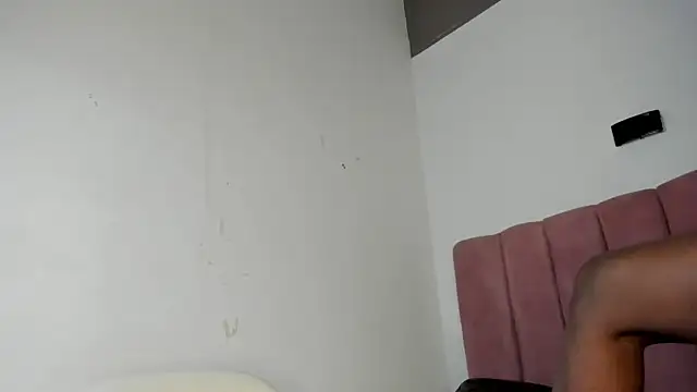 Snapshot of Tahira_21_ chatting on May 2026 07:43:01 PM Tahira 21 online show from May 2026 07:43:01 PM