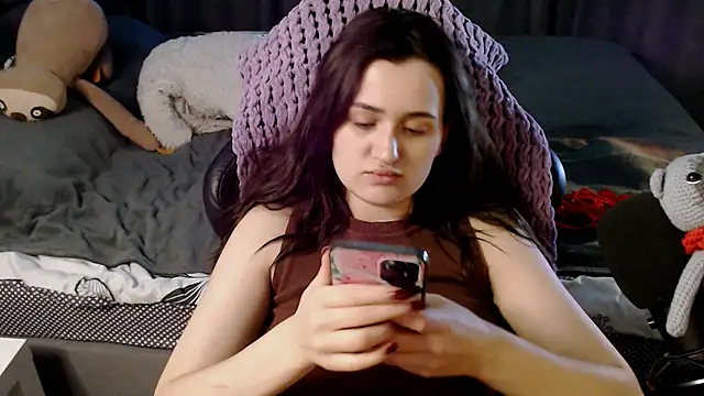 Snapshot of KiraYammy chatting on January 2025 01:56:02 AM KiraYammy online show from January 2025 01:56:02 AM