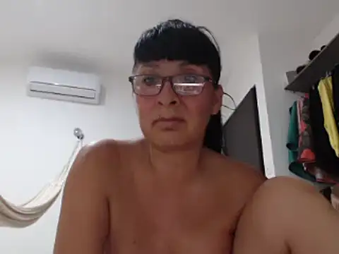 HellenLatin online show from March 2025 02:39:02 AM