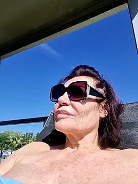 aubade246 online show from February 2026 11:08:01 AM