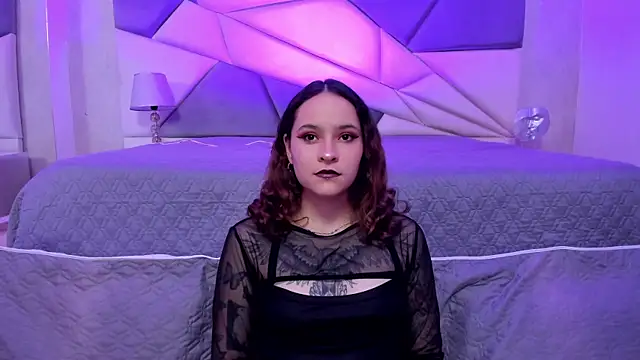 AnnyThompson  online show from February 2025 08:34:02 PM