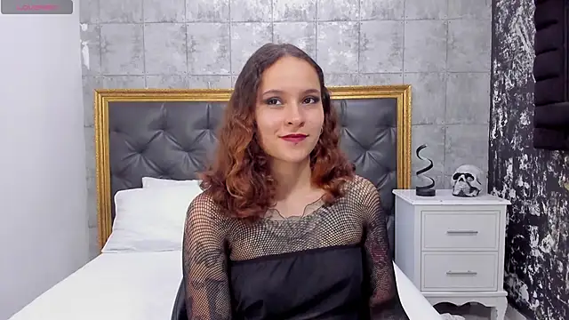 AnnyThompson  online show from March 2025 08:11:01 PM