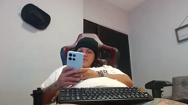 Snapshot of snowflake_xxx chatting on October 2025 02:09:01 PM snowflake xxx online show from October 2025 02:09:01 PM