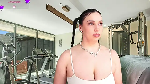 LunaNight online show from March 2025 03:04:01 AM